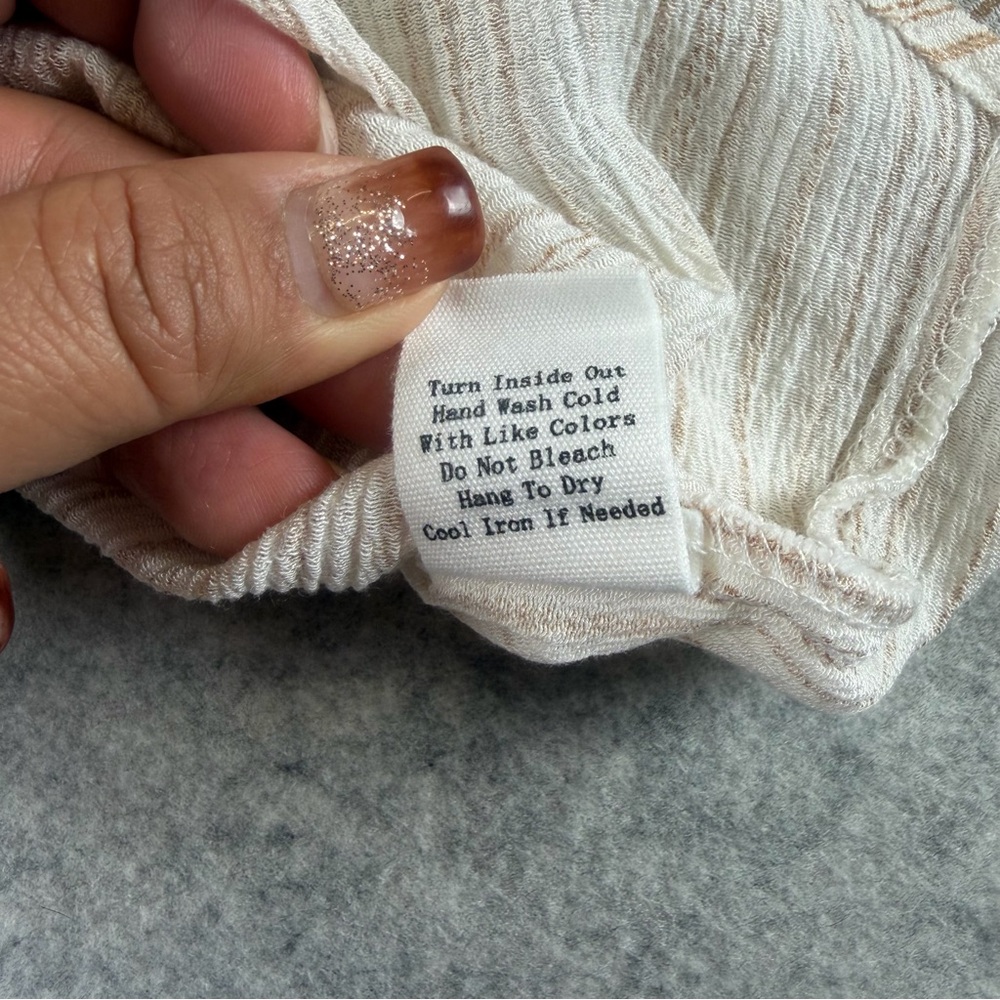 Women’s Beige Perch by Blu Pepper Striped Collared Pintuck Detail Top Size 1X - Picture 12 of 14